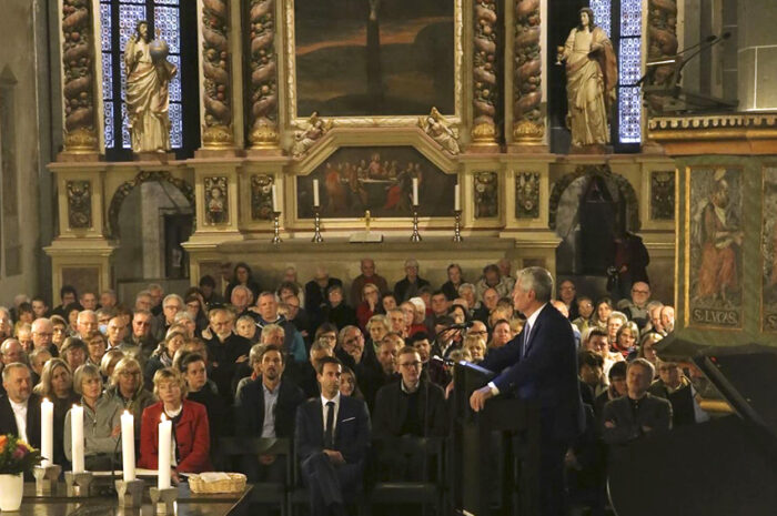 Joachim Gauck am Reformationstag 2023 in der St. Blasius-Kirche in Hann. Münden